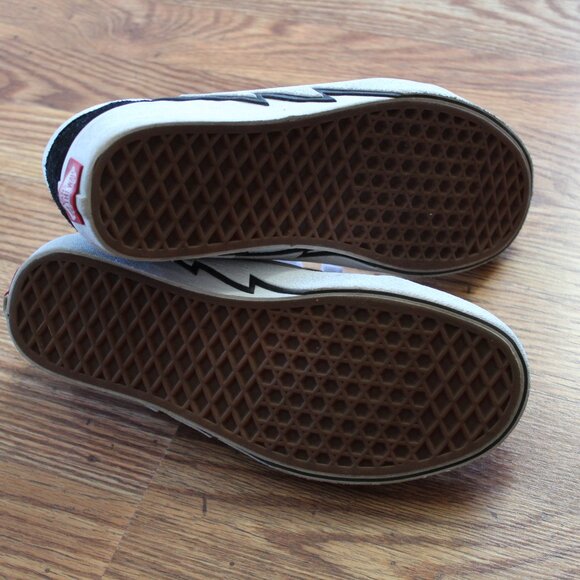 Vans Old Skool Bolt Shoes - Picture 5 of 5